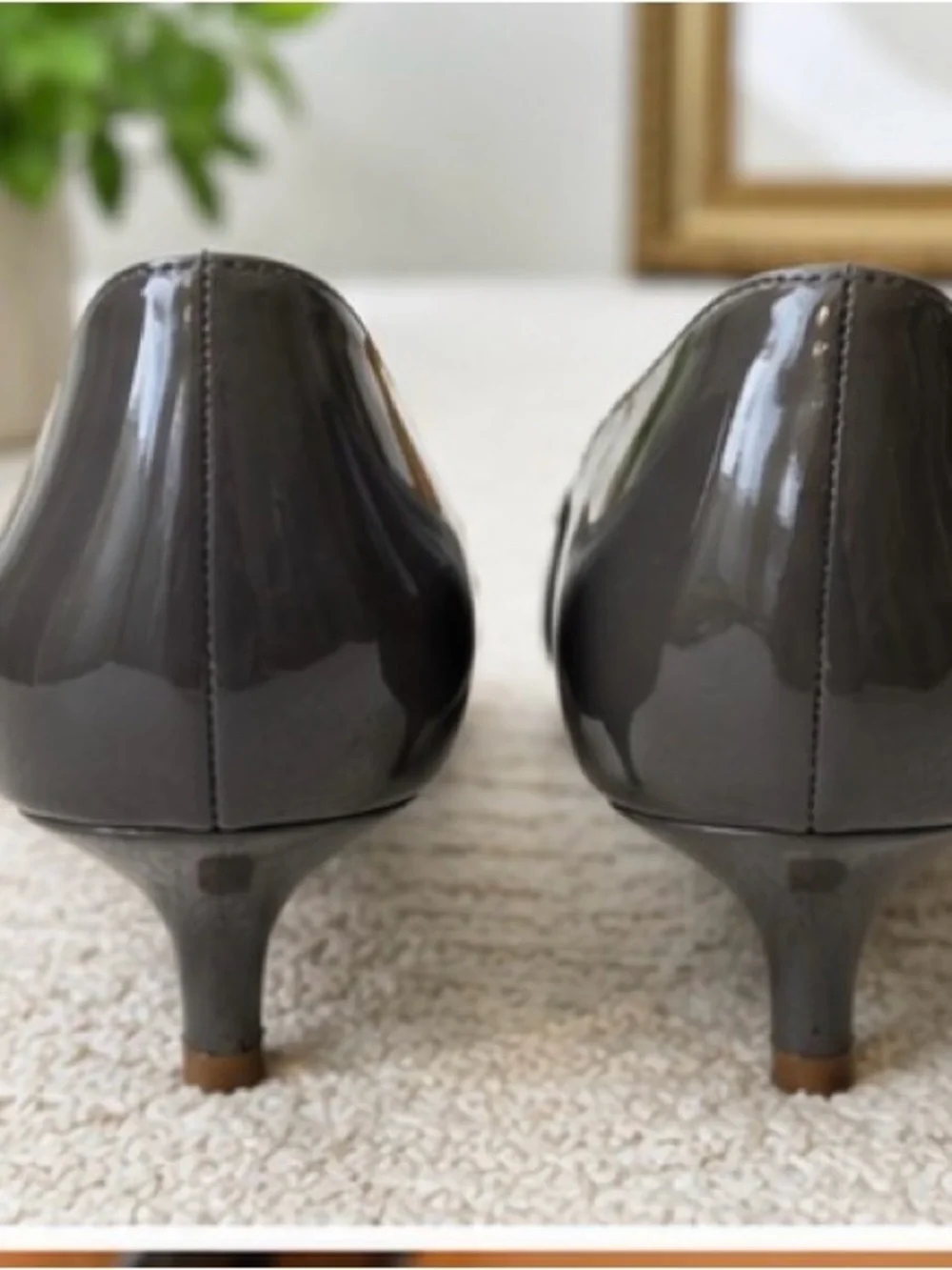 Calvin Klein Grey Patent Leather Pointed Toe Kitten Heels | Women’s Size 8 - Picture 4 of 4